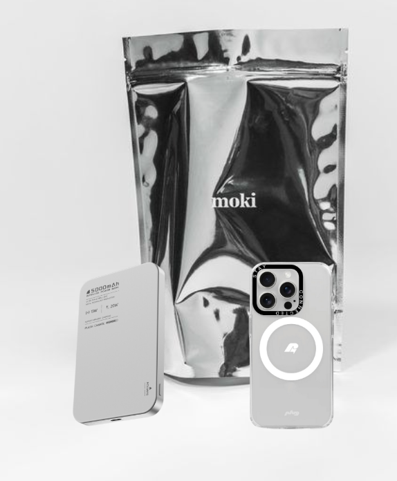 Plug Power Bank + Phone Case
